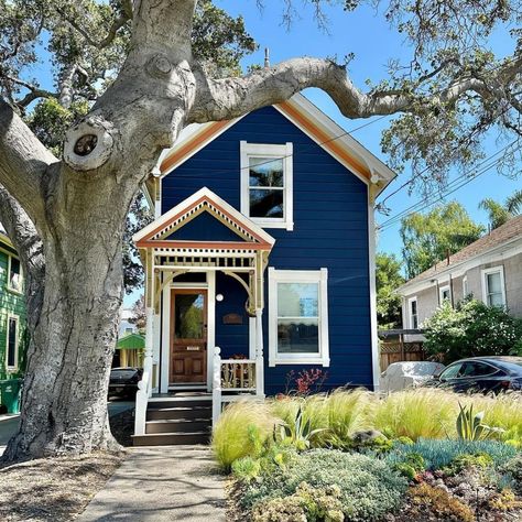 Orange And Blue House Exterior, Blue House Orange Door, Teal House Exterior, Teal House, Inspirational Architecture, Building References, Farm Office, Painted House, Orange Door