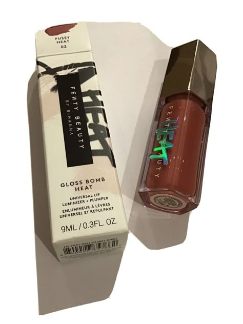 Fenty Heat Lip Gloss, Fenty Gloss Heat, Lip Gloss Fenty Beauty, Fenty Beauty Lip Gloss Heat, Fenty Heat Gloss, Gloss Fenty Beauty, Fenty Lip Gloss, Fenty Beauty Lip Gloss, Makeup Shopping List