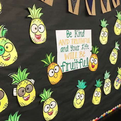 Pineapple Summer Bulletin Board - Mrs. B's Beehive Pineapple Classroom Decor, Summer Theme Classroom, Summer Decorations For Classroom, Summer Bulletin Boards For Daycare, Tropical Classroom Theme, Pineapple Classroom, Summer Bulletin Board, Tropical Classroom, Summer Bulletin Boards