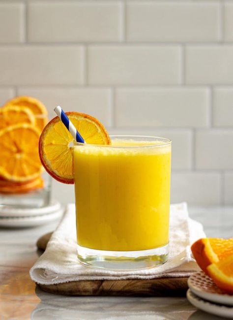 Simple, creamy and sweet orange yogurt smoothie. Orange Breakfast Smoothie, Orange Kefir Smoothie, Smoothie Bowl Orange, Orange Dream Smoothie, Orange Juice Yogurt Smoothie, Orange Yogurt, Creamsicle Smoothie, Yogurt Smoothie, Coconut Syrup