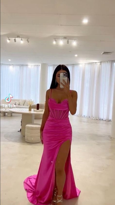 Corset Formal Dress, Md Dresses, Crystal Corset, Gown Aesthetic, Crystal Gown, 21st Ideas, Dresses With Split, Hot Pink Prom Dress, School Formal