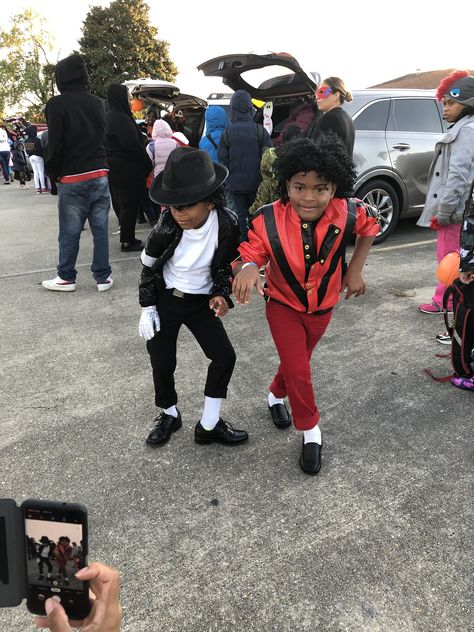 Mj Halloween Costume, Thriller Costume, Diy Michael Jackson Costume, Michael Jackson Outfits For Women, Micheal Jackson Halloween Costumes, Kids Michael Jackson Costume, Micheal Jackson Costume Girl, Michael Jackson Kids Costume, Michael Jackson Bad Costume