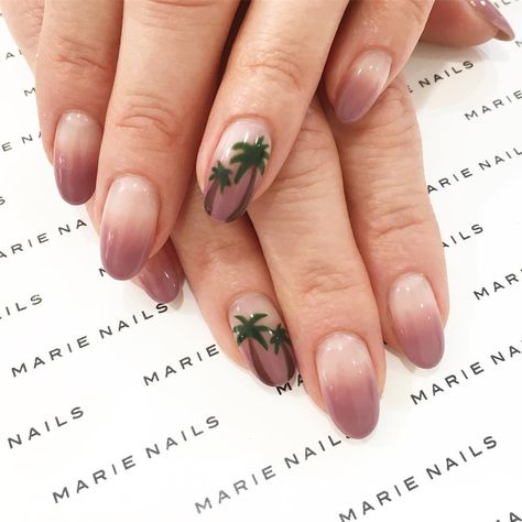 Trees Nail Art, Tree Nail Designs, Palm Tree Nail Art, Marie Nails, Palm Nails, Tree Nail Art, Negative Space Nail Art, Palm Tree Nails, Spring Break Nails