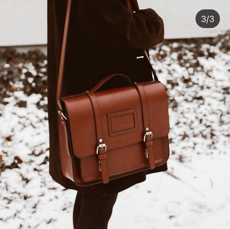 Dark Academia Bag, Aesthetic Bracelets, Academia Clothing, Uni Bag, School Satchel, Stylish School Bags, Ideal Closet, What In My Bag, Luxury Aesthetic