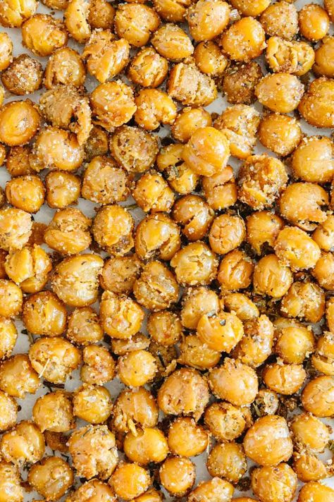 Crispy Chickpea "Croutons" Baked Garbanzo Beans Crispy Chickpeas, Crispy Garbanzo Beans, Baked Garbanzo Beans, Chickpea Croutons, Crispy Chickpea, Crispy Chickpeas, Allergy Relief, Roasted Chickpeas, Garbanzo Beans