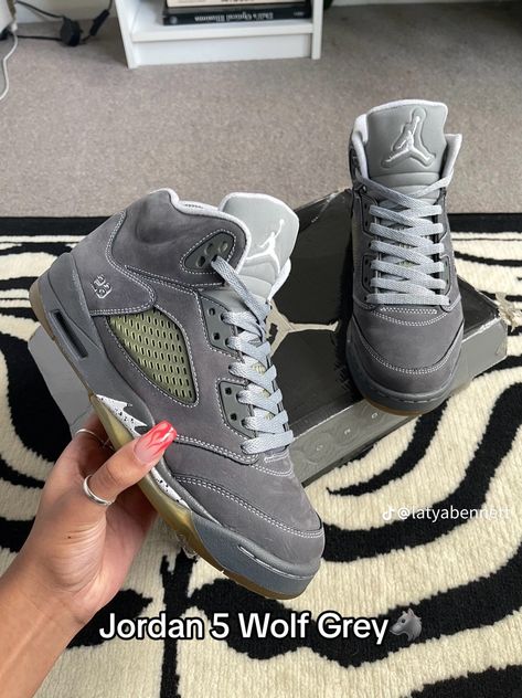 Jordan 5 wolf grey Jordan 5 Outfits Womens, Grey Shoes Outfit, Baddie Wishlist, Jordans 5, Jordan 5 Outfit, Jordan 5s, 500 Dollars, Grey Jordans, Pretty Sneakers