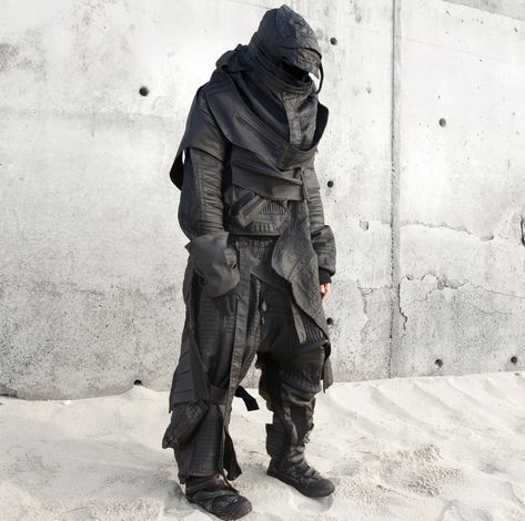 Postapocalyptic Style Men, Dystopian Fashion Male, Post Apocalyptic Outfit Male, Tech Wear Men, Futuristic Fashion Male, Post Apocalyptic Outfit, Leather Coat Outfit, Apocalypse Fashion, Id Cover