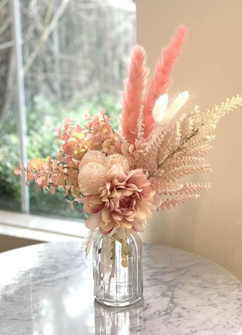 Flower Bouquet Pampas, Bos Baby, Dry Flower Bouquet, Grass Centerpiece, Boho Centerpiece, Charlotte Baby, Pink Pampas Grass, Grass Bouquet, Pampas Grass Bouquet