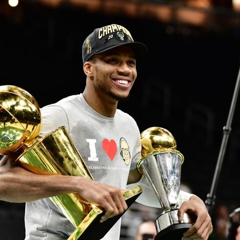 Giannis' Epic 2021 NBA Finals Sparks New Debates Among Legends, Historians | Bleacher Report | Latest News, Videos and Highlights Robert Horry, Poke The Bear, Chris Bosh, Hakeem Olajuwon, Karl Malone, Bill Russell, Nba Mvp, Kareem Abdul, One Championship