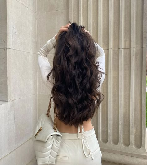 Dallas Townsend, Soft Curls Tutorial, Curling Wand Tutorial, My Dark Romeo, Parker S Huntington, Hair Soft Curls, Long Voluminous Hair, Curling Wand Hair, Wand Tutorial