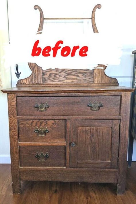 Decorate on a budget is easy with these beautiful before and after dresser, desk, couch and coffee table makeover ideas. With these painted furniture ideas you'll be able to create unique one of a kind pieces for your home decor. Upcycled furniture is a great way to add character to your home on a dime. Coffee Table Makeover Ideas, Thrift Store Furniture Makeover, Table Makeover Ideas, Couch And Coffee Table, Desk Couch, Furniture Makeover Ideas, Antique Coffee Table, Furniture Repurposing, Painted Furniture Ideas