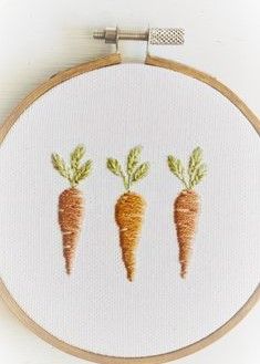 Easter Basket Embroidery, Spring Embroidery Designs, Carrots Embroidery, Easter Hand Embroidery, Fabric Vegetables, Easter Egg Embroidery, Egg Colors, Embroidery Easter, Easter Embroidery Patterns