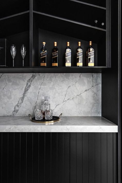 Black And Marble Kitchen, Black And White Marble Kitchen, Black And White Kitchen Ideas Modern, Wine Cupboard, Black And White Bar, Black And Grey Kitchen, Grey Marble Kitchen, Marble Benchtop, Benchtop Colours