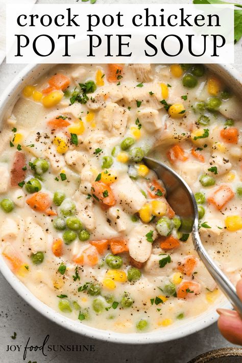 This slow cooker chicken pot pie soup only takes 10 minutes to prepare. It's made from scratch with no canned soups, and is a delicious and cozy dinner. Polenta Bites, Slow Cooker Chicken Pot Pie, Dinner Experience, Chicken Pot Pie Soup, Pot Pie Soup, Cozy Dinner, Crockpot Soup Recipes, Soup Recipes Slow Cooker, Crockpot Dishes