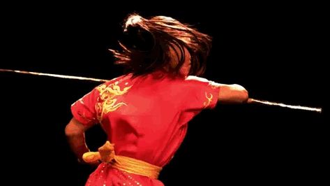 Martial Arts Gif, Akali League Of Legends, Bo Staff, Martial Arts Techniques, Animation Sketches, Martial Arts Workout, Martial Arts Training, Animation Tutorial, Animation Reference