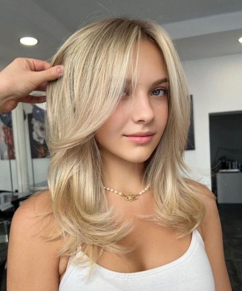 Magestic Trendy Free Hairstyle Ideas|hairstyles beauty|hairstyle trends Blonde Hair Just Past Shoulders, Hair Styles Women Medium Length, Blond Shoulder Length Hair With Curtain Bangs, Blonde Thick Hair Cuts, Medium Length Hair Blowout Styles, Mid Length Hair Blonde Straight, Medium Short Blonde Hair With Curtain Bangs, Layered Short Hair Blonde, Mid Length Hair With Layers Brunette Face Framing