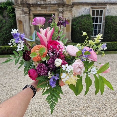 How did I forget to share this gorgeous bouquet with you!? K&C were married in April. I was asked to create two bouquets that used similar flowers, but this one was to be slightly less airy and include ferns, as these held significance to C. Also included in here were ranunculus (one of the very best spring flowers!), tulips, lily of the valley, and lilac amongst others. As you can imagine, the scent was 👌 and as always, every stem was grown by me in Bristol. If you're in the throws of w... Gorgeous Bouquet, Bristol Wedding, Sustainable Flowers, Flowers Tulips, Eco Wedding, Tulip Bouquet, Ranunculus, Wedding Florist, Lily Of The Valley