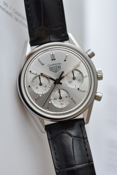 TAG Heuer Carrera 160 Years Silver Limited Edition // Review, Price Carrera Watch, Gentleman Watch, Monochrome Watches, Heuer Carrera, Tag Heuer Carrera, Tag Heuer Watch, Big Watches, Seiko 5, Expensive Watches