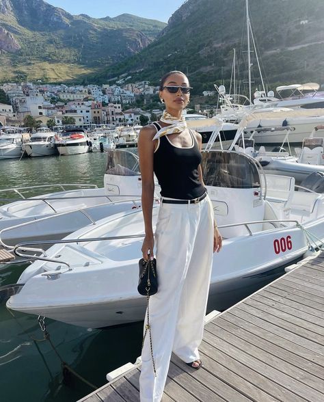 At Tropez Outfit, French Riviera Style Outfits Summer, Amalfi Coast Aesthetic Outfit, Humidity Outfit Summer, Saint Tropez Outfits Summer, Monaco Summer Outfits, Saint Tropez Aesthetic Outfit, St Tropez Aesthetic Outfit, European Summer Outfits Old Money