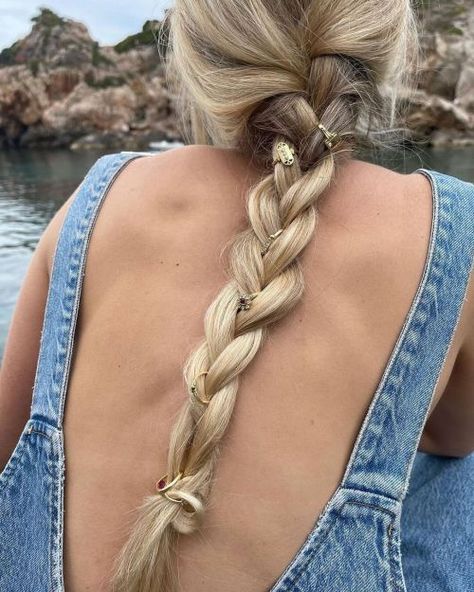 Annie Walker, Cowgirl Aesthetic, Fishtail Braid, Hair 2024, Mode Vintage, Book Aesthetic, Hair Looks, Hair Goals, Hair Inspo