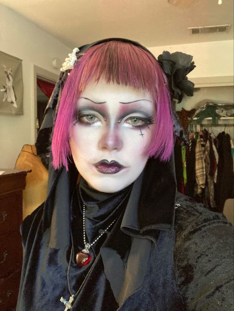 Pink Vkei Makeup, Vkei Makeup, Goth Crochet, Skeleton Clothes, Corpse Paint, Fun Makeup, Alternative Makeup, Make Up Inspo, Gothic Makeup