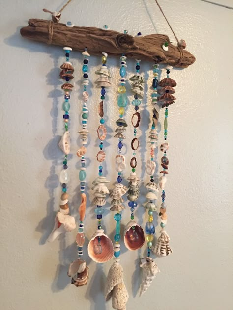 The soft blue beads are perfect with shells Carillons Diy, Seashell Wind Chimes, Wind Chimes Homemade, Driftwood Projects, Diy Wind Chimes, Shell Crafts Diy, Driftwood Crafts, Deco Boheme, Seashell Art