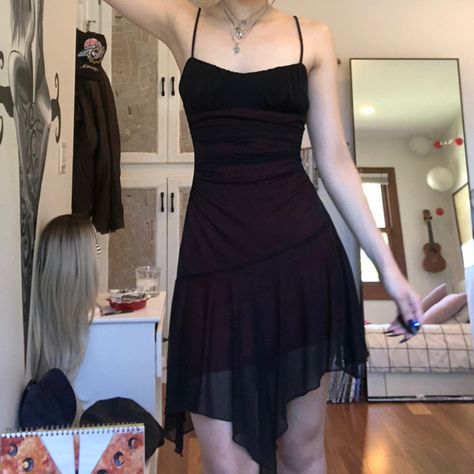 Sheer Dress Formal, Dresses Grunge Aesthetic, Hoco Halloween Dress, Aesthetic Homecoming Dress Vintage, Short Black Dress Prom, Pretty Short Dresses Formal, Grunge Dresses Aesthetic, Pretty Homecoming Dress, 2000s Grunge Dress