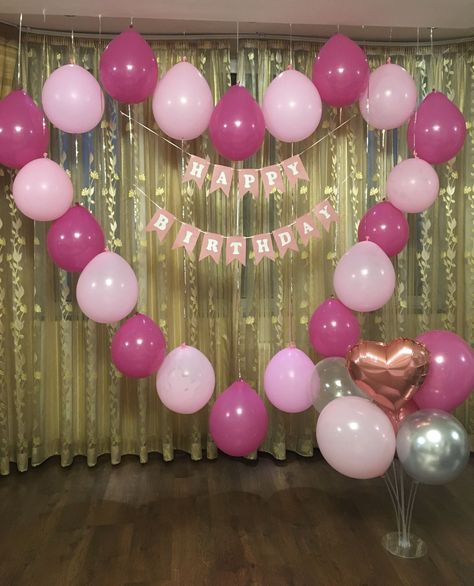 How To Decorate A Room For A Birthday, Hubby Birthday Decoration Ideas, Mother Birthday Decoration Ideas, Happy Birthday Decoration Ideas At Home, Birthday Decorated Room, Birthday Decors At Home, Simple Birthday Decors, Holi Theme Decoration At Home, Easy Bday Decoration Ideas At Home