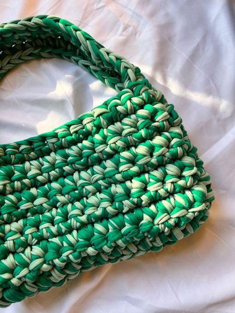 Chunky Crochet Bag Pattern, Chunky Crochet Ideas, Chunky Bag Crochet, Crochet Chunky Bag, Green Crochet Bag, Chunky Crochet Bag, Crocheted Handbag, Modern Haken, Crochet Green