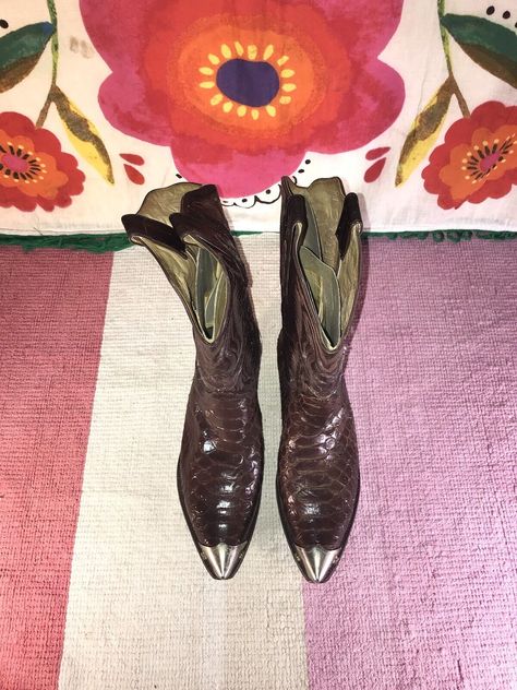 RARE Men's Vintage Snakeskin Cowboy Boots Size 12 - Gem Luxury Designer Snip Toe Cowboy Boots, Luxury Snip Toe Cowboy Boots, Mens Wool Overcoat, Florsheim Imperial, Luxury Vintage Men's Cowboy Boots, Old West Boots, Snakeskin Cowboy Boots, Common Projects Achilles, Vintage Mens T Shirts