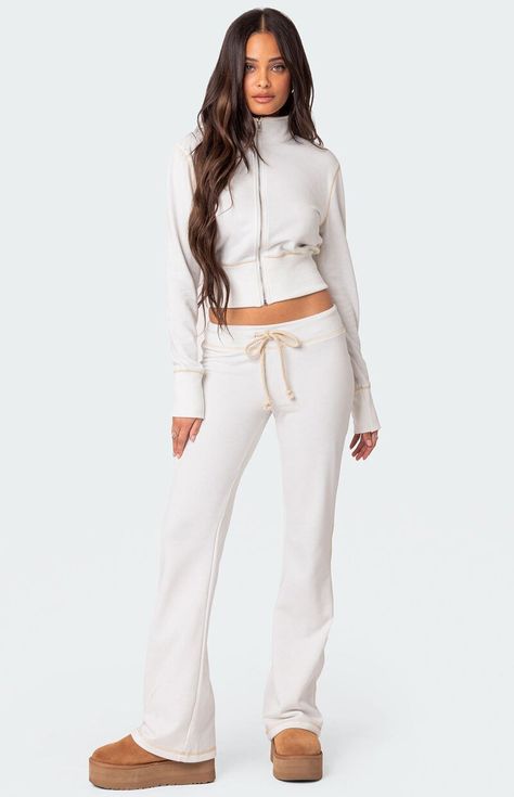 Alexia Low Rise Sweatpants White Sweatshirt Outfit, Low Rise Sweatpants, Ibiza Outfits, Cropped Zip Up, Swimwear Dress, Y2k Style, White Sweatshirt, S Models, Pacsun