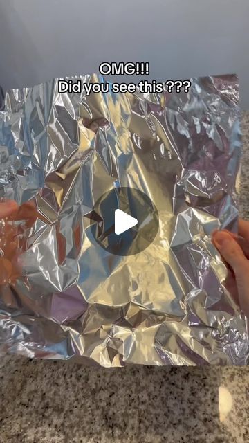 Aluminum Foil Crafts, Motherhood Lifestyle, Easy Diy Hacks, Kids Craft Room, True Or False, Diy Crafts For Adults, Christmas Hacks, Diy Crafts Room Decor, Diy Crafts Hacks