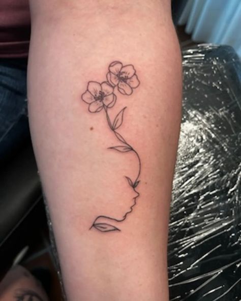 :: Floral Silhouette :: "This was a Hawthorne birth flower for my clients son. I was able to incorporate her son's profile as a baby into the stem. Such a great piece and it was her first tattoo!! " Tattoo Apprentice : Grace Rohrer So proud of Grace for creating a beautiful piece for her client! #storylineinktattoos #rohrerink #tattooapprentice Baby Silhouette Tattoo, Baby Side Profile Tattoo, Baby Profile Tattoo, Hawthorne Flower Tattoo, Hawthorne Flower, Profile Tattoo, Baby Silhouette, Silhouette Tattoos, Floral Silhouette