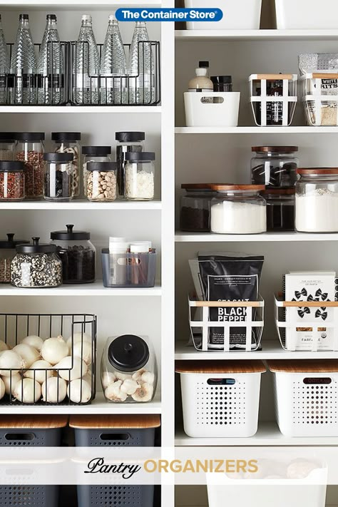 Pantry Goals, Pantry Inspiration, Pantry Organisation, Organized Pantry, Pantry Organizers, Organization Pantry, House Organisation, Kitchen Organization Diy, Kitchen Organization Pantry