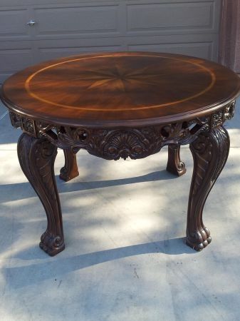 Love this carved Baroque style round table. The carvings are similar to my coffee table. Home Stairs, Centre Table, Home Stairs Design, Round Tables, Rose Wood, Bridal Gold Jewellery Designs, Baroque Style, House Stairs, Bridal Gold Jewellery