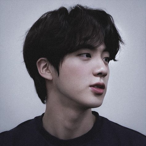 Jin Reference Photos, Jin Aesthetic Pics, Dark Obsession Aesthetic, Jin Bts Aesthetic, Jin Pic, Jin Icon, Amazing Facts For Students, Seokjin Bts, First Love Bts