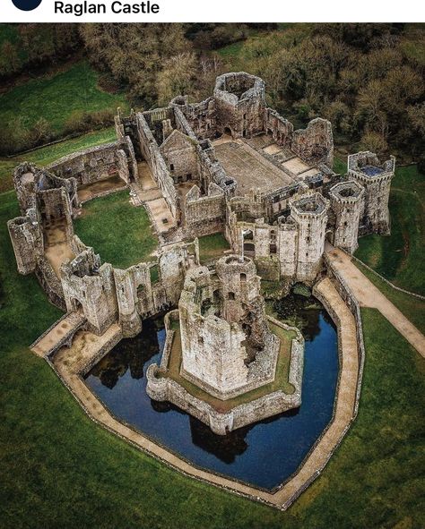 Boldt Castle, Real Castles, Modern Castle, Bodiam Castle, Beautiful Ruins, European Castles, Abandoned Castles, Castle Designs, S Heart