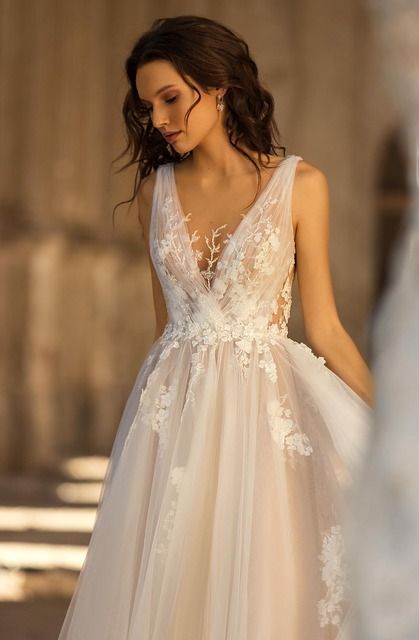 Gaun Tulle, Eva Lendel, Dresses For Pregnant Women, Pretty Wedding Dresses, White Wedding Dress, Applique Wedding Dress, Dream Wedding Ideas Dresses, Wedding Dress Fabrics, Princess Wedding Dress