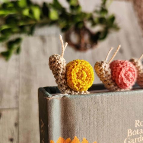 Flower Crochet Bookmark, Free Crochet Bookmark Patterns, Crochet Flower Bookmarks, Free Crochet Bookmark, Amigurumi Bookmark, Printable Crochet Patterns, Bookmarks Crochet, Crochet Bookmarks Free Patterns, Graphic Crochet