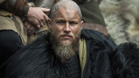 TV Shows Like Vikings Rei Ragnar, King Ragnar Lothbrok, Ivar Vikings, Ragnar Vikings, Viking Pictures, Viking Wallpaper, Thor Mjolnir, Arte Viking, Ragnar Lothbrok Vikings