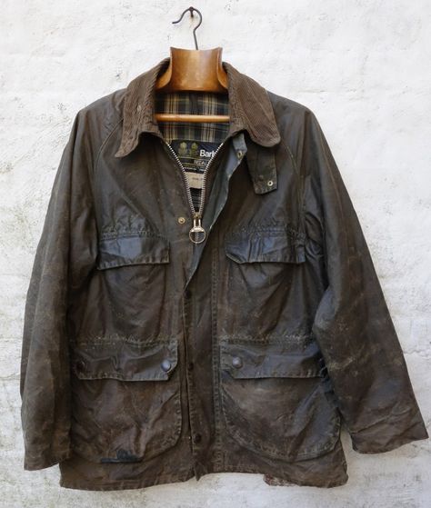 Barbour Beaufort, Vintage Barbour, Sloane Ranger, Old Well, Barbour Style, Barbour Wax, Barbour Jacket, Barbour International, Wax Jackets