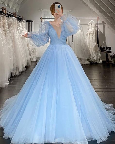 Matric Ball Dresses, Graduation Dresses Long, Sweet 17, Princess Prom Dresses, Stunning Prom Dresses, Evening Dress Floor Length, Princess Ball Gowns, Blue Wedding Dresses, Tulle Ball Gown