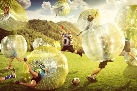 DIY & Life Hacks Soccer Events, Bubble Soccer, Crazy Games, Football Images, Party Bus, Team Building Activities, World Of Sports, The Grass, Team Building