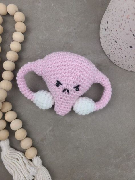 FREE Angry Uterus Amigurumi Pattern - Knot Too Shabby Crochet DIY crochet cat toys #diycrochetcattoys #crochet #crochettoy #crochettoys 3.1194 Angry Uterus, Cute Crochet Patterns, Crochet Cat Toys, Crochet Decrease, Crochet Humor, Baby Gym, Quick Crochet, Fun Crochet Projects, Crochet Diy