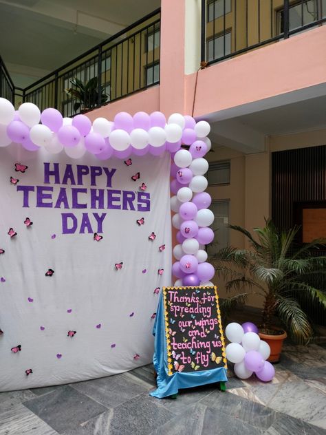 Teachers Day Room Decoration Ideas, Classroom Balloon Decor, Teachers Day Surprise Ideas, Teachers Day Board Decoration Ideas Creative, Children's Day Decoration Ideas In School Classroom, Teachers Day Decoration Ideas In College, Happy Teachers Day Decoration Ideas, Teachers Day Backdrop Ideas, Decoration For Teachers Day Celebration