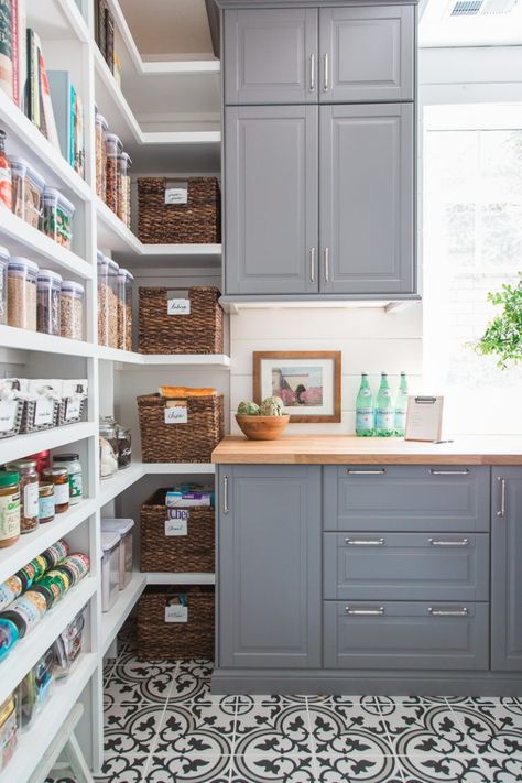 Butler's Pantry Reveal - A Thoughtful Place Pantry Inspiration, A Thoughtful Place, Pantry Laundry Room, Pantry Laundry, Pantry Room, Organized Pantry, Butlers Pantry, Diy Pantry, Kitchen Pantry Design