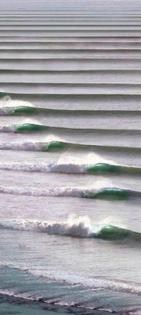 Chicama Peru, Contemplative Photography, Tidal Wave, Sea Waves, Spiritual Inspiration, Ocean Waves, Mobile Wallpaper, Old Photos, Dorm Room