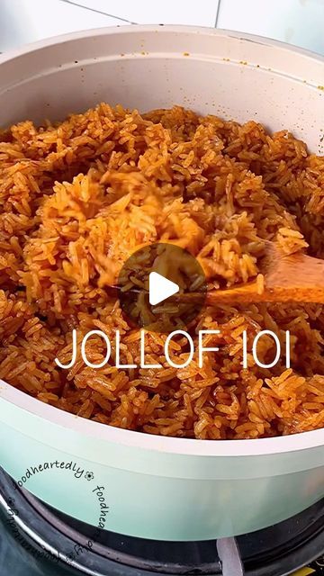 Ghana Jollof Rice Recipe, Ghana Food Recipes, Ghana Jollof Rice, Jollof Recipe, Ghana Jollof, Constant Practice, African Dishes, African Cooking, Red Bell Peppers