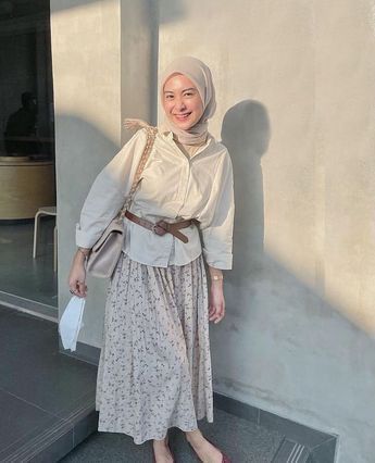 Kuliah Outfit, Outfit Ngampus, Rok Outfit, Muslim Outfits Casual, Hijab Aesthetic, Outfit Vintage, Ootd Dress, Style Hijab, Fashion Muslim