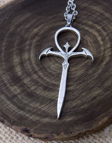 Best one I could find Vampire The Masquerade Bloodlines Ankh necklace https://zantijewelry.com/products/vampire-ankh Vampire Ankh Tattoo, Masquerade Tattoo, Vampire Ankh, Chao Garden, Vampire The Masquerade Bloodlines, Ankh Tattoo, Vampire Necklace, Vampire The Masquerade, Ankh Necklace